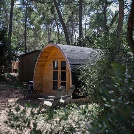 Youcamp Village - Marseille Provence キャンプ場 オーバーニュ