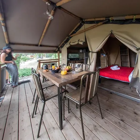 Youcamp Village - Marseille Provence 3*