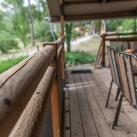 营地 加兰班酒店