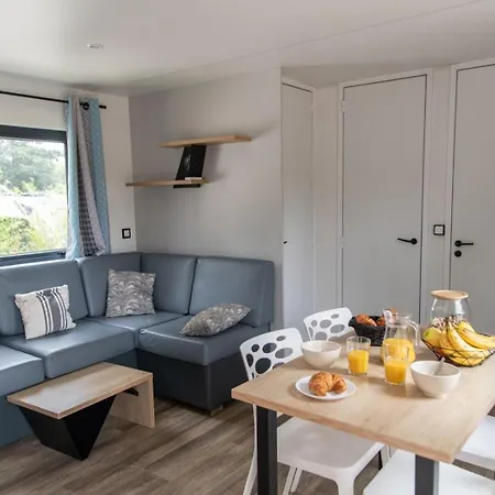 Du Garlaban 3* Aubagne